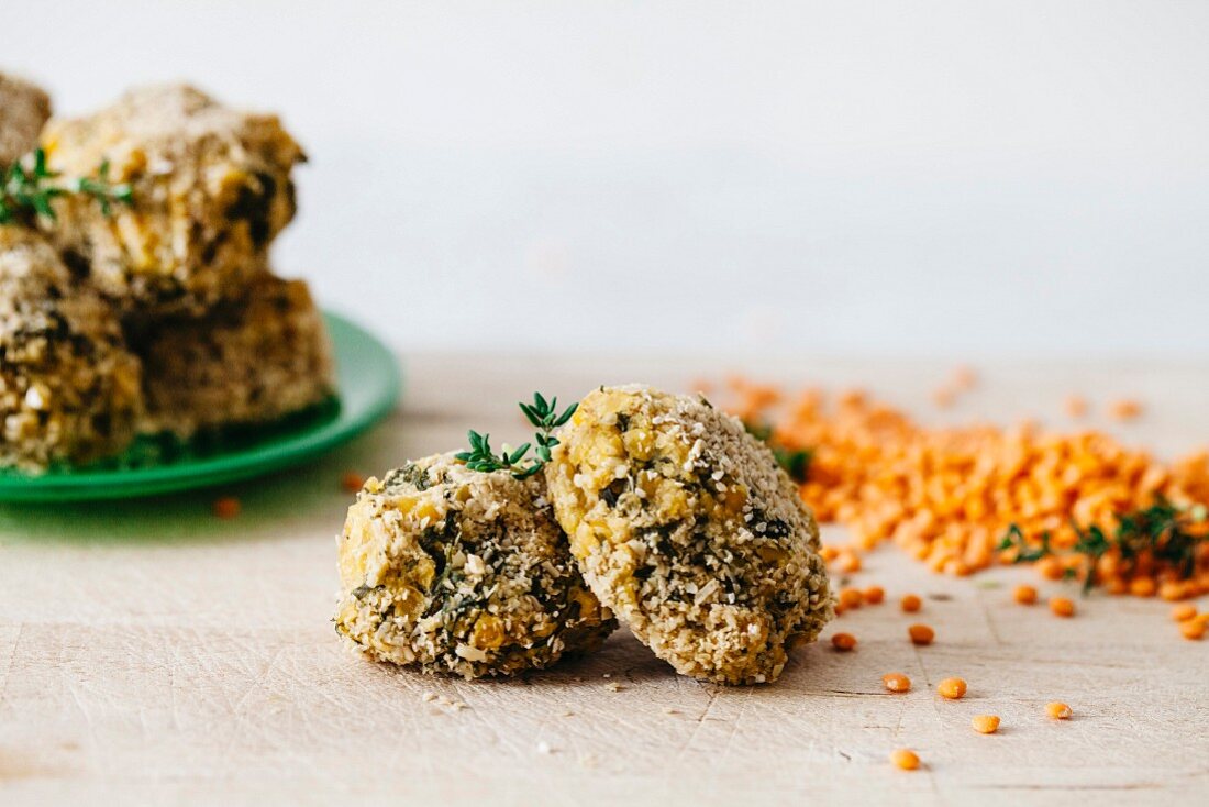 Spinach balls with red lentils, Italy, Europe