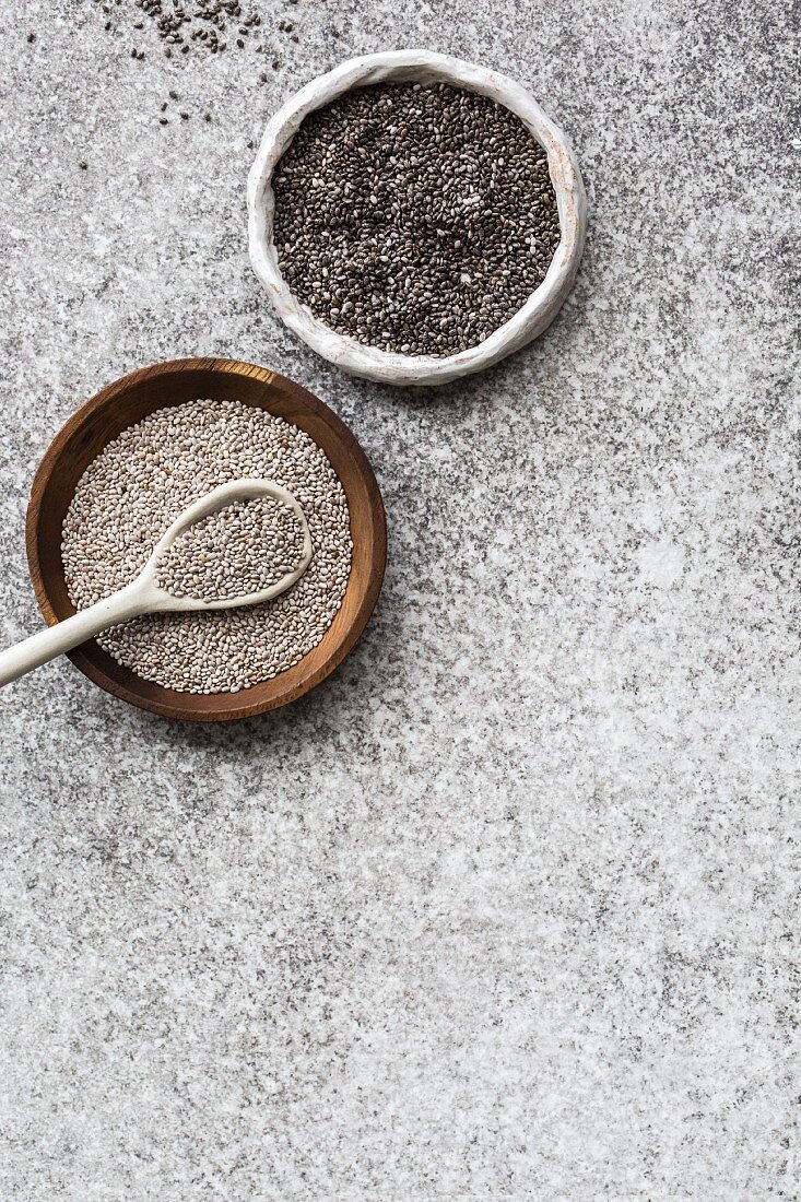 Chia seeds in small bowls