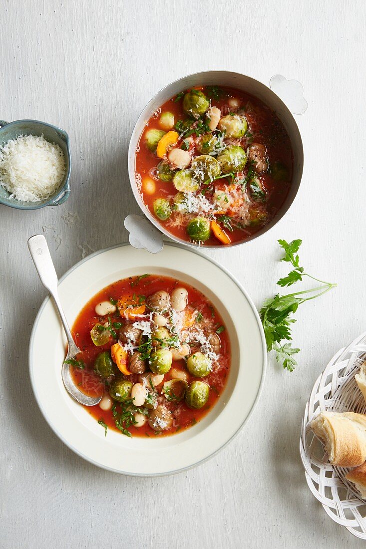 Wintry minestrone with chestnuts