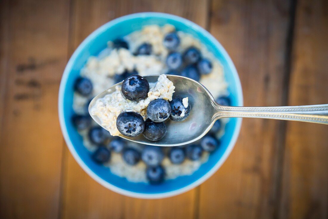 Overnight Oats mit Heidelbeeren