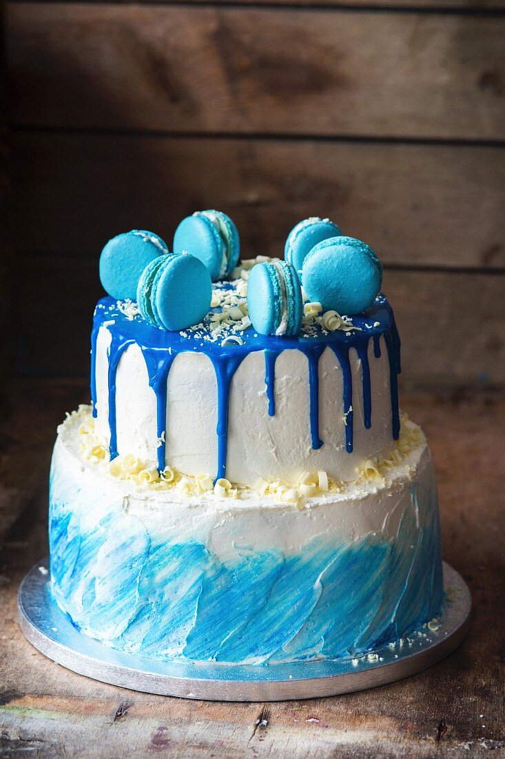 A blue buttercream cake for a little boy's birthday