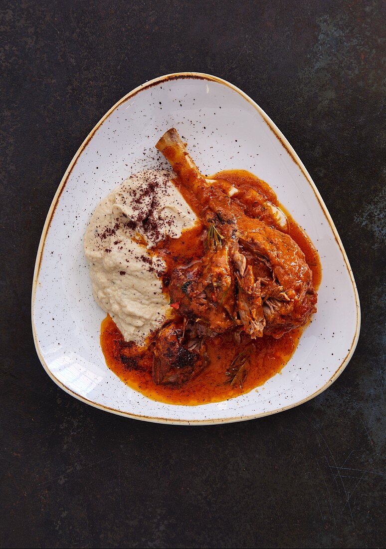 Lamb stew with cauliflower puree (Lebanon)