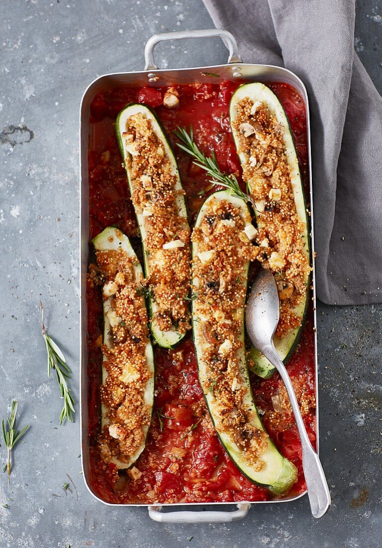 Courgettes stuffed with quinoa
