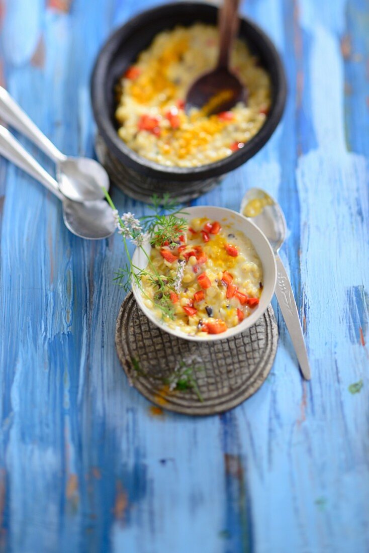 Lentil stew with nori flakes and red pepper