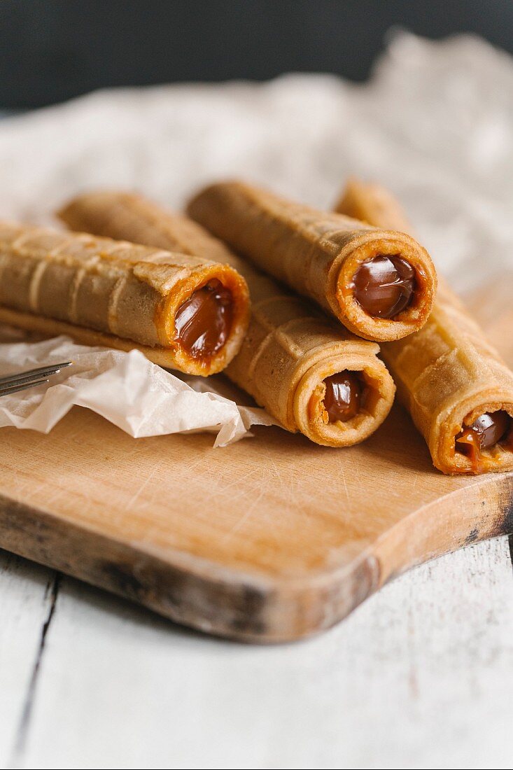 Waffle rolls filled with chocolate