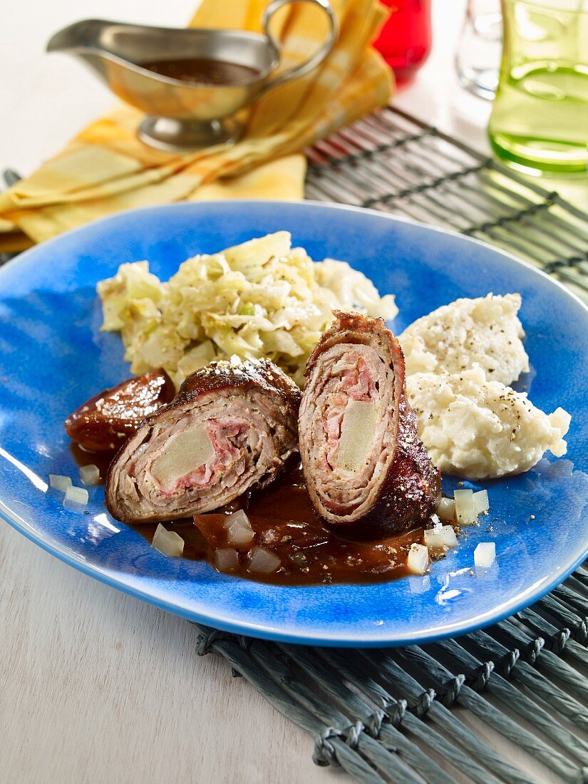 Beef roulades with cumin and celery puree (low carb)