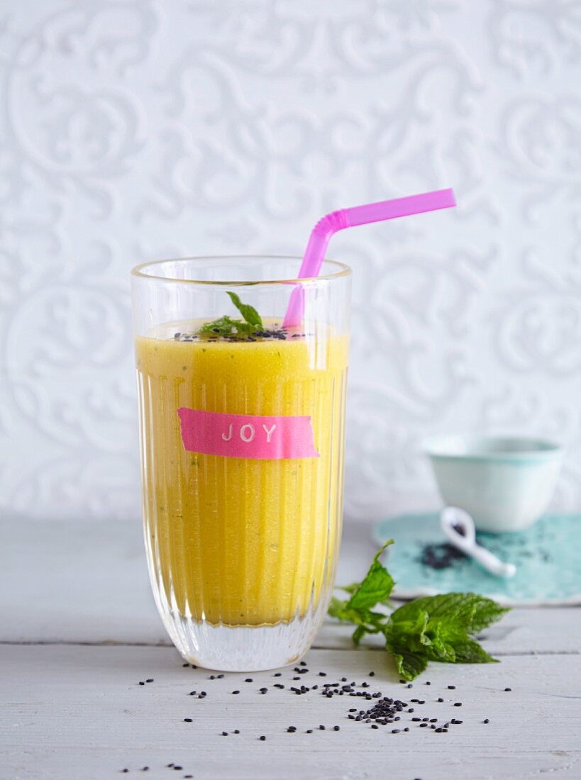 A mango and vegetable smoothie - 'One Night in Bangkok'
