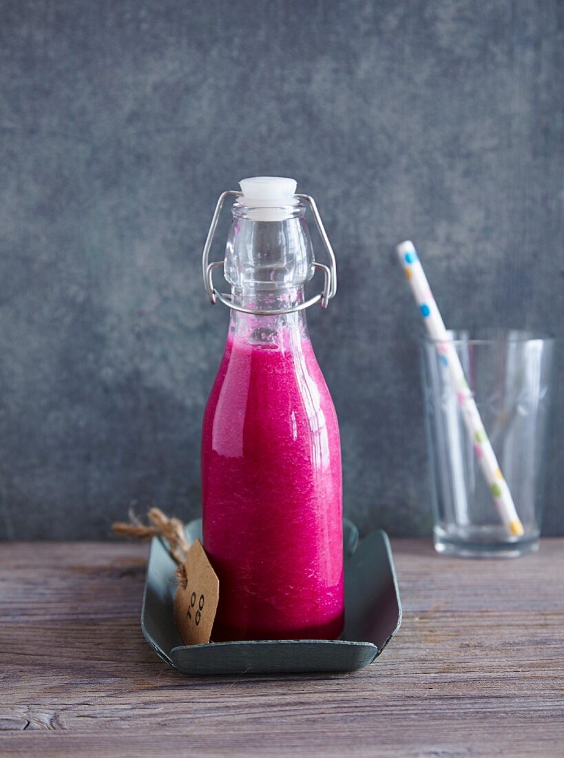 Ringelbete-Kohlrabi-Smoothie - 'Rosa Ringelreihen'