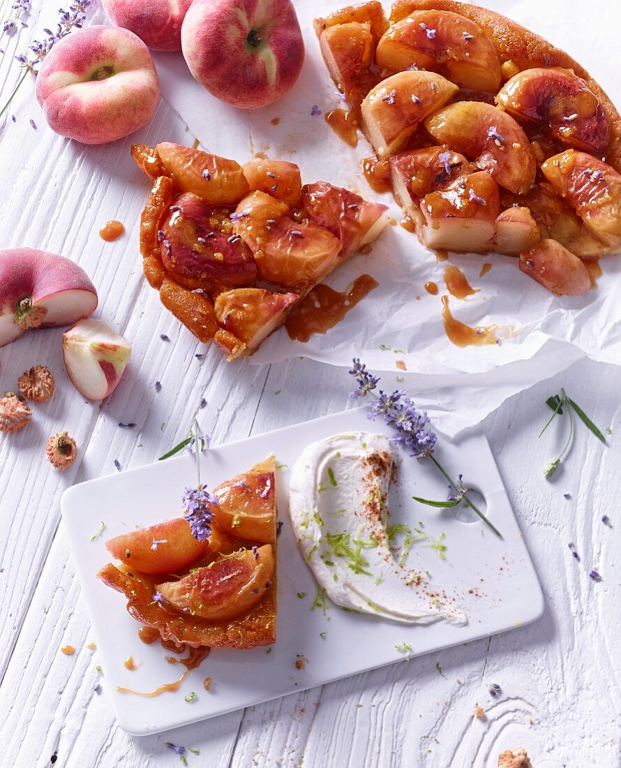 Peach tart tartin