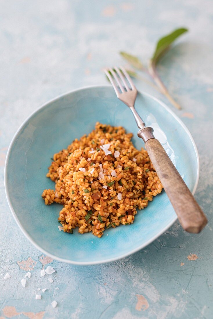 Bulgur salad with sage