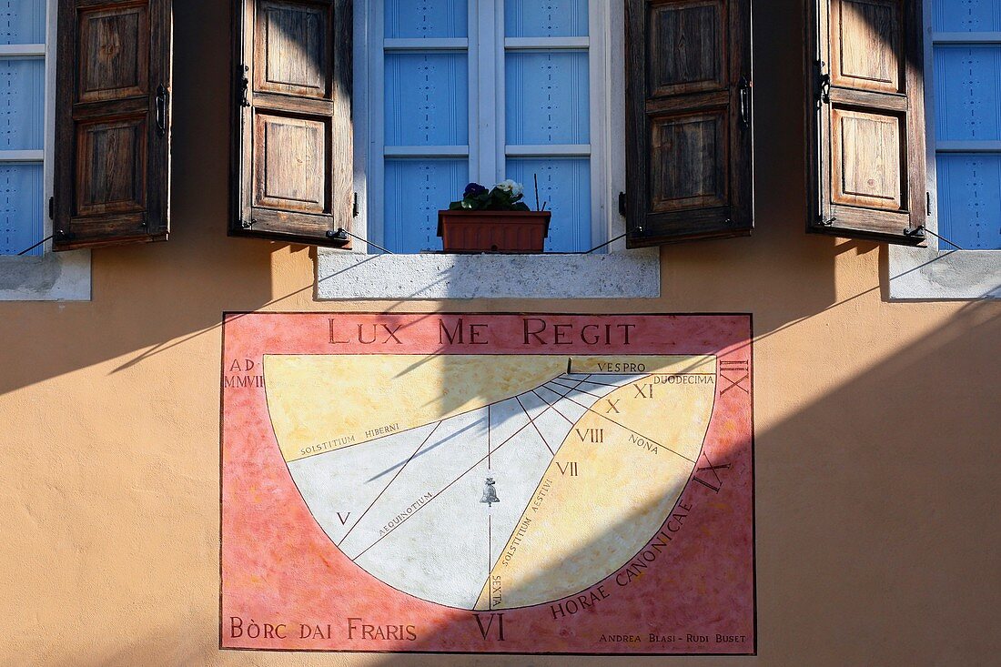 Italian sundial