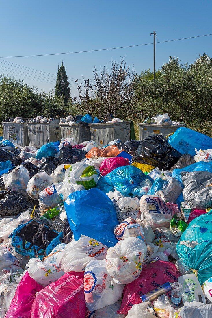 Rubbish overflow, Greece