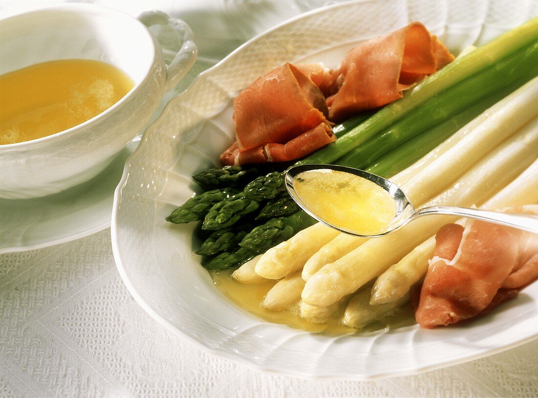 Green & white asparagus with ham and melted butter, 2