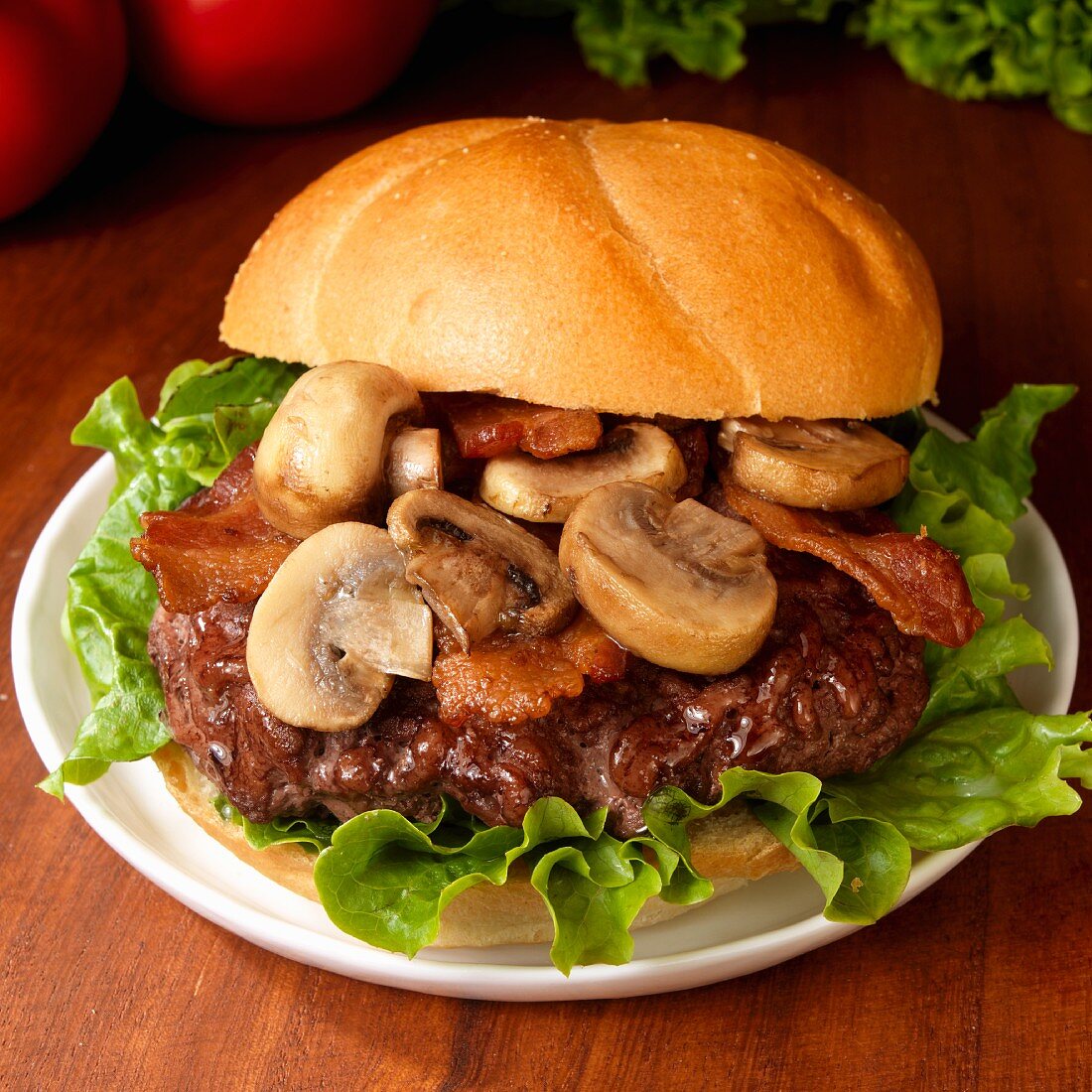 Hamburger with mushrooms, bacon, lettuce