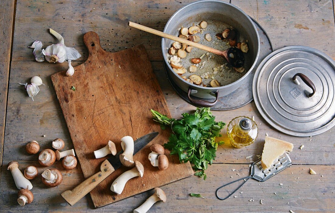 Ingredients for mushroom soup