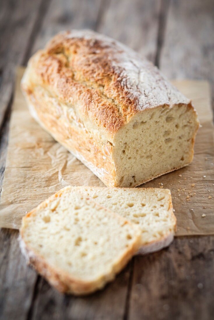 Crusty white bread with dried yeast
