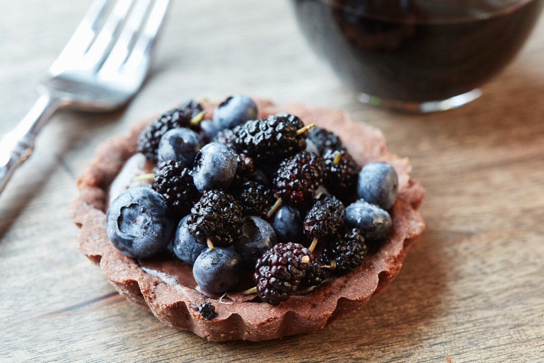 Chocolate tart with blueberries and blackberries