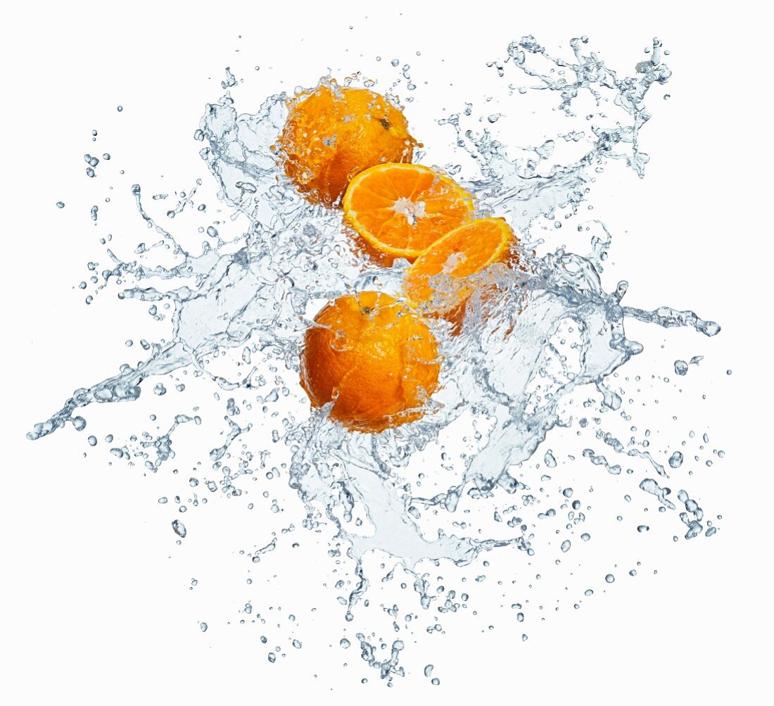Orangen mit Wassersplash