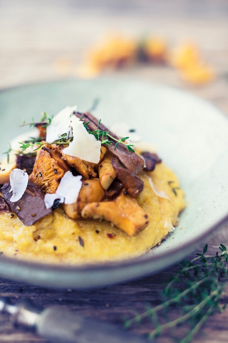 Polenta with mushrooms and Parmesan