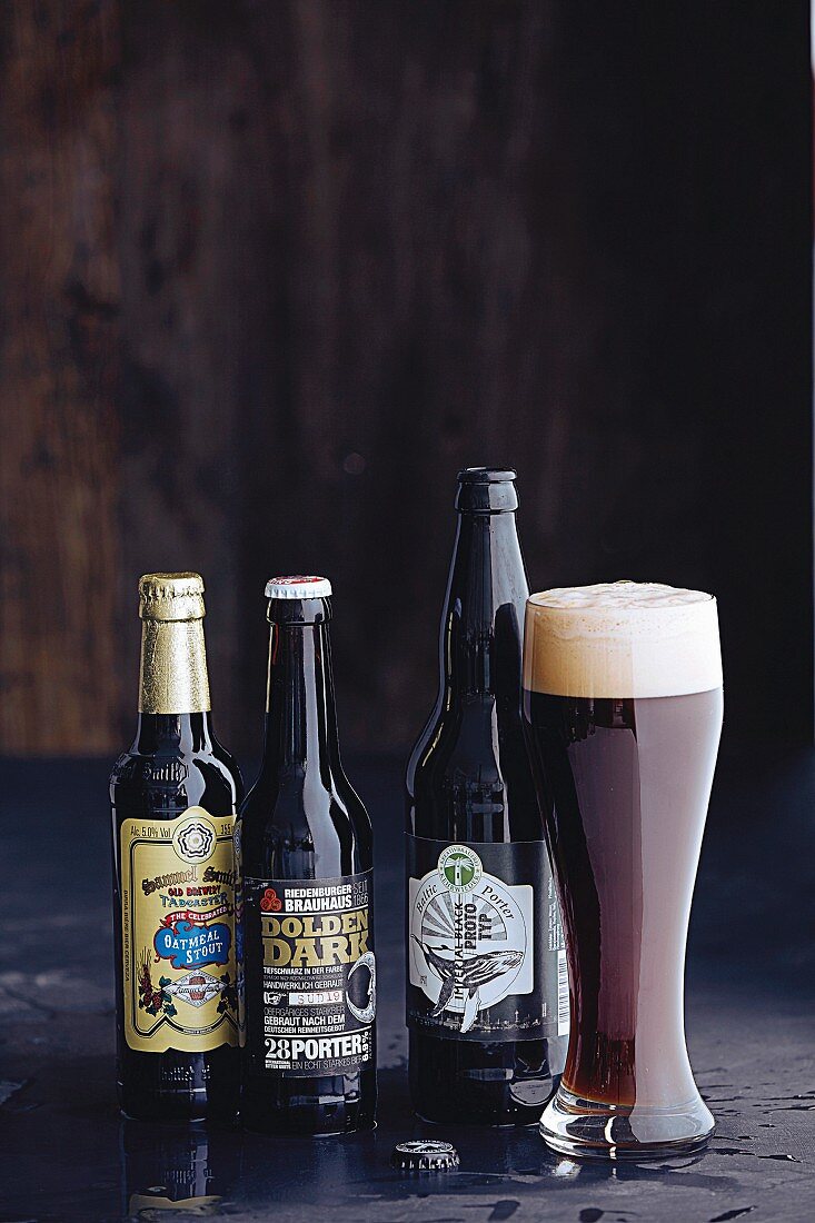 Various types of beer (stout and porter), England