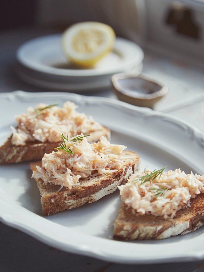 Toast with crab