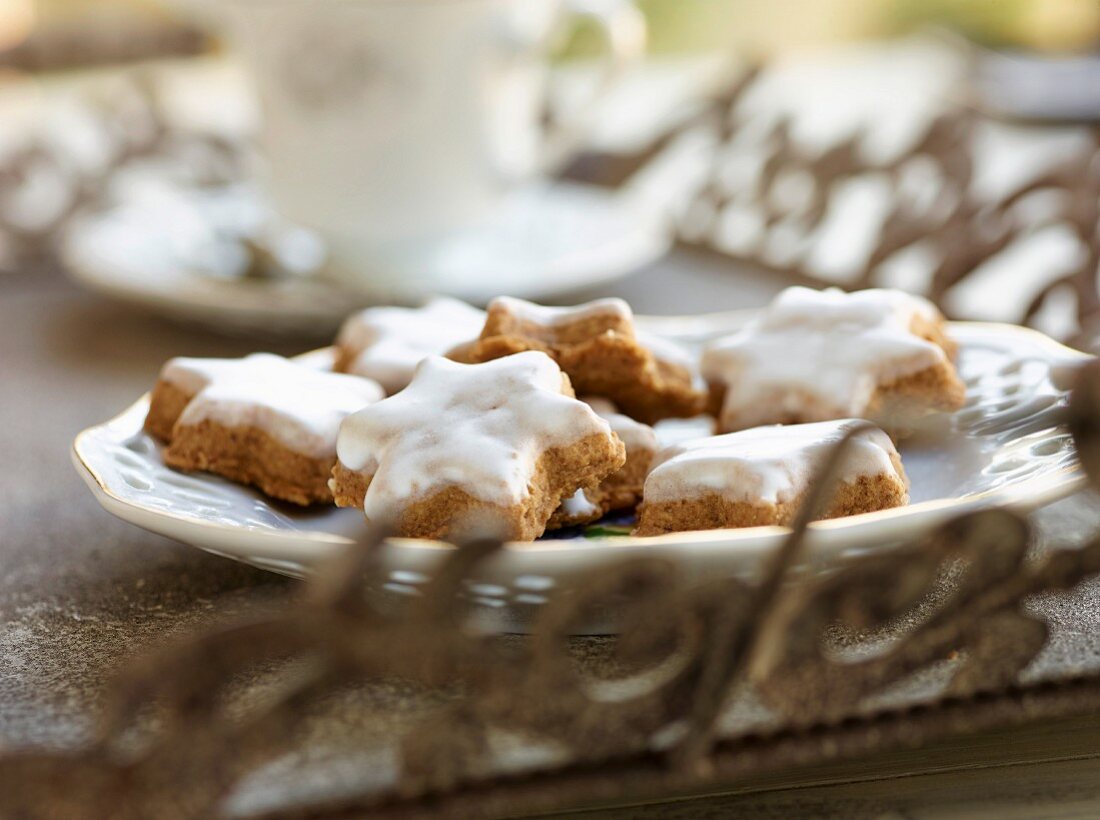 Zimtsterne zu Weihnachten