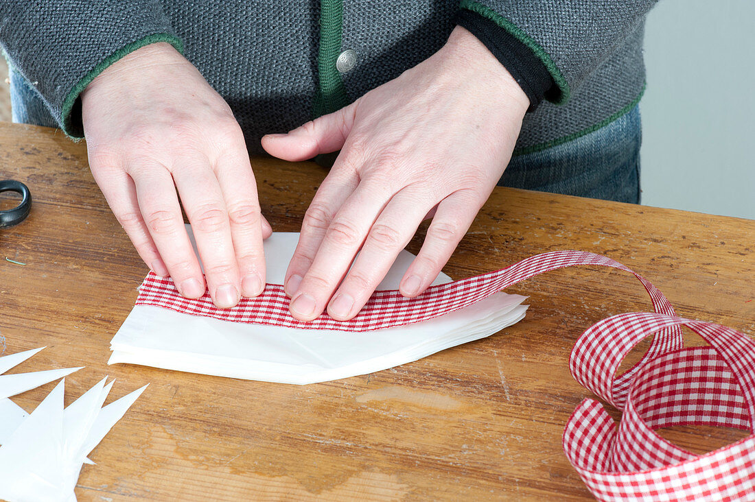 Make paper starters out of sandwich bags