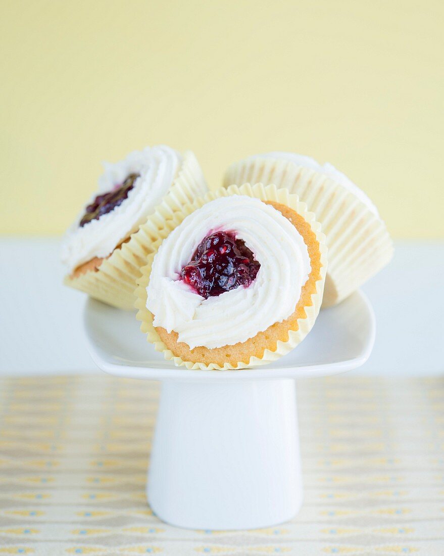 Cupcakes with buttercream and jam