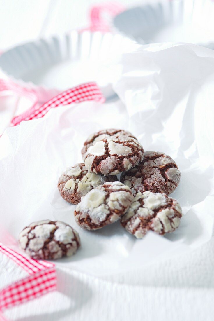 Chocolate and almond cookies