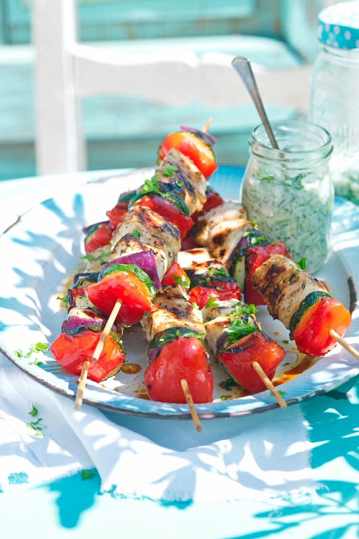 Meat and vegetable brochettes