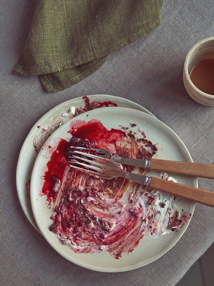 A cleared dessert plate