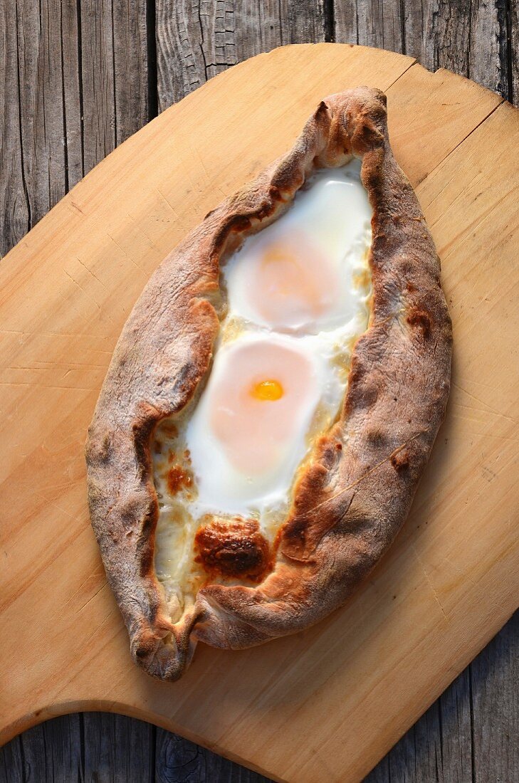 Flatbread filled with cheese and eggs