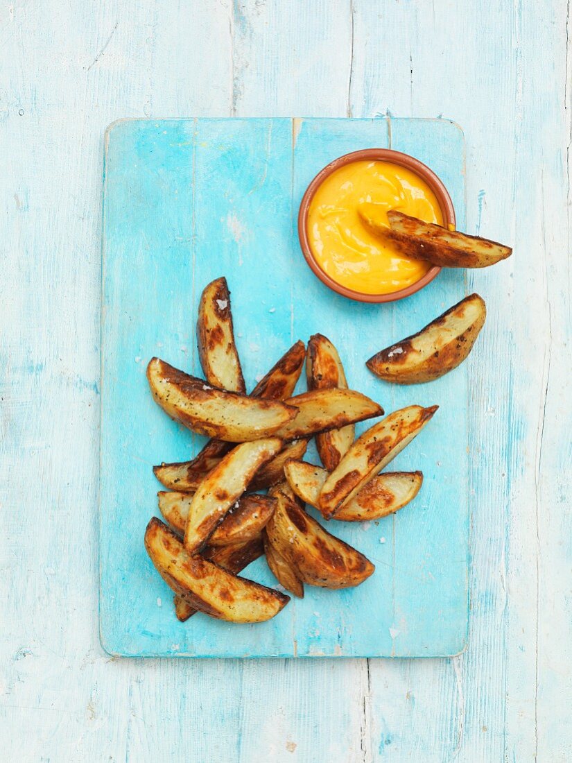 Potato Wedges mit Dip