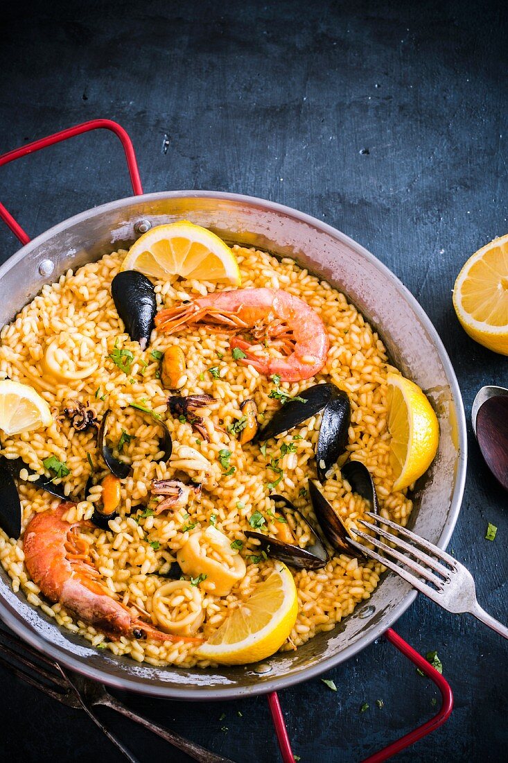 Paella mit Meeresfrüchten (Spanien)