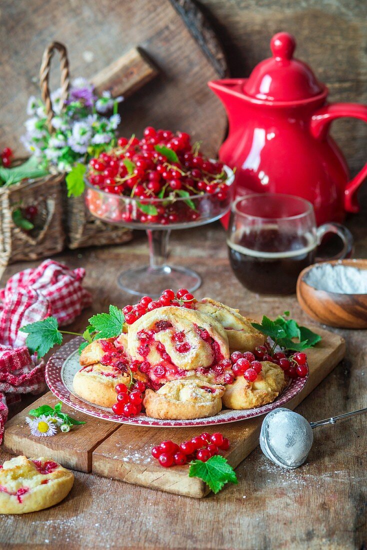 Red currant cream cheese cookies