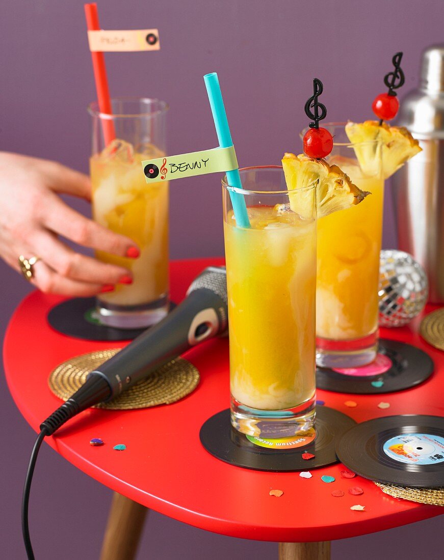 Samba cocktails with pineapple juice and coconut liquor for a music party