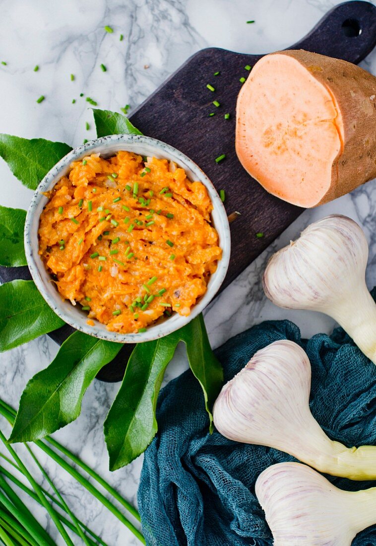 Rosted garlic and sweet potatoe paste