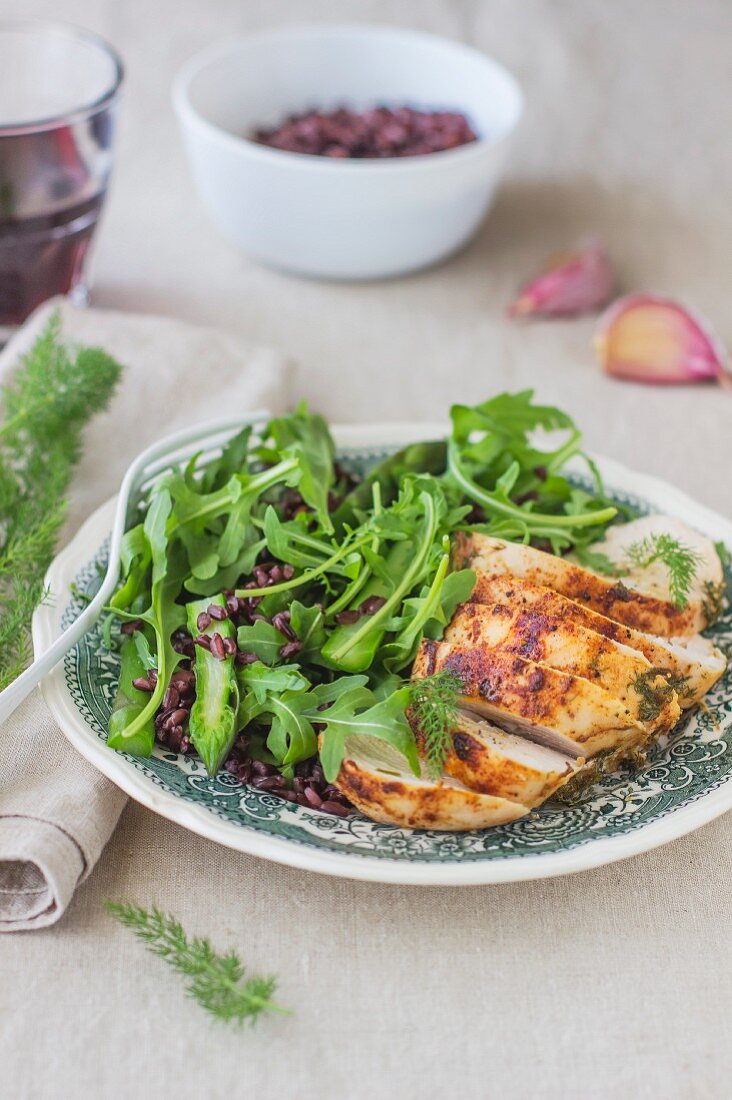 Chicken breast with rocket salad