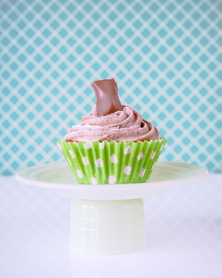 Cupcakes with buttercream and chocolate