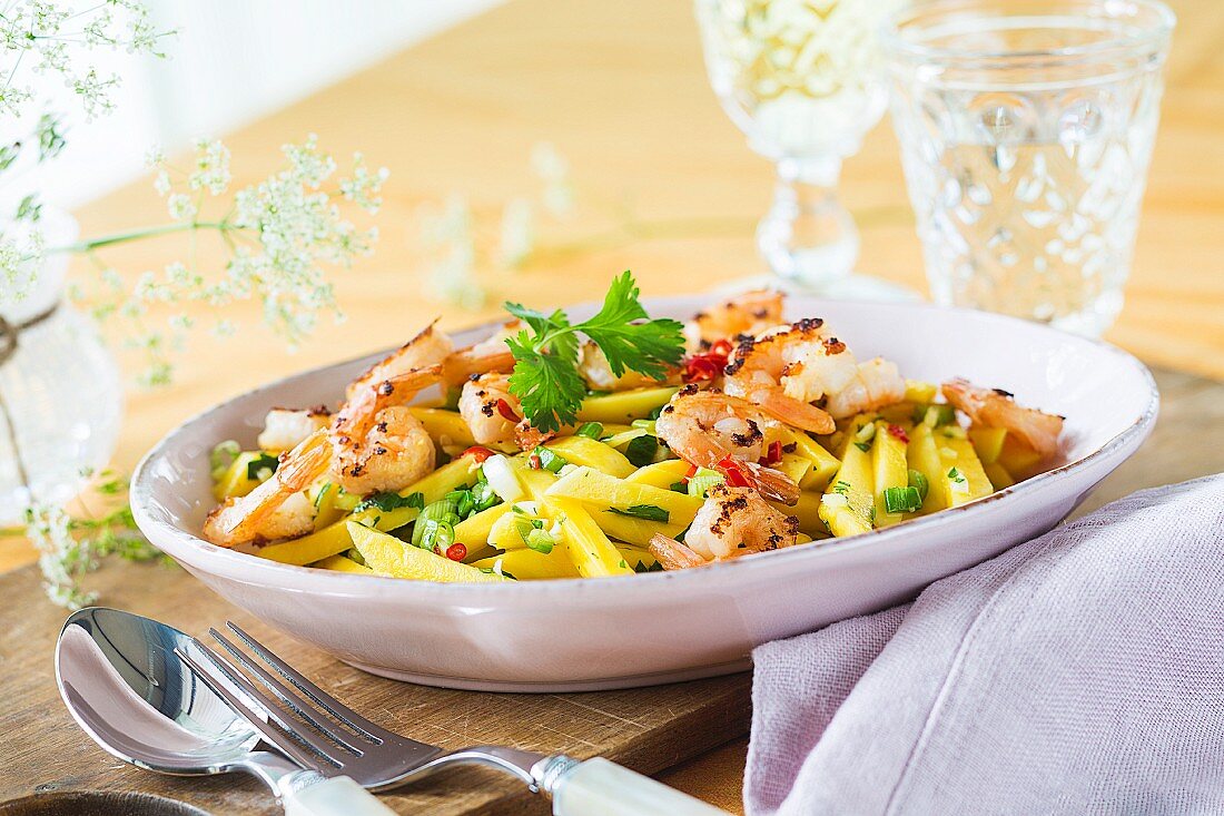 Mango and prawn salad