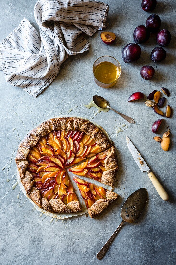 A galette with peach, nectarine and plum