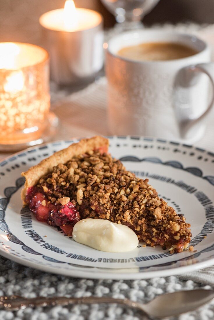 Winter-fruit crumble tart with cardamom custard