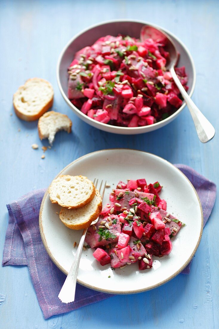 Herring with beetroot, apple and kefir