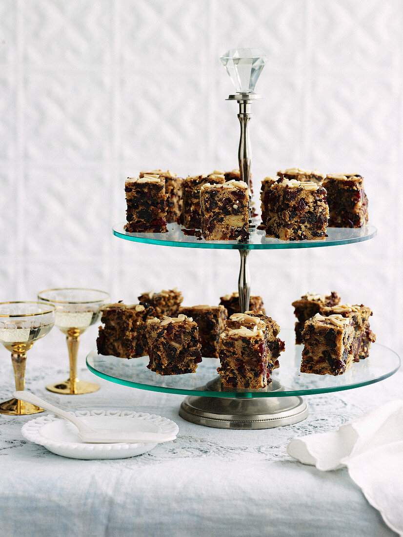 Chocolate and Cranberry Spiced Fruit Cake