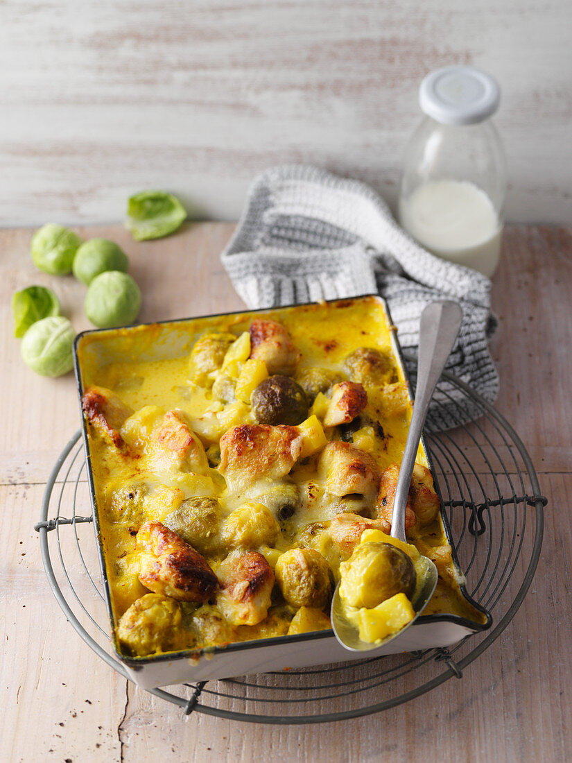 Potato and brussels sprout bake with turmeric and chicken