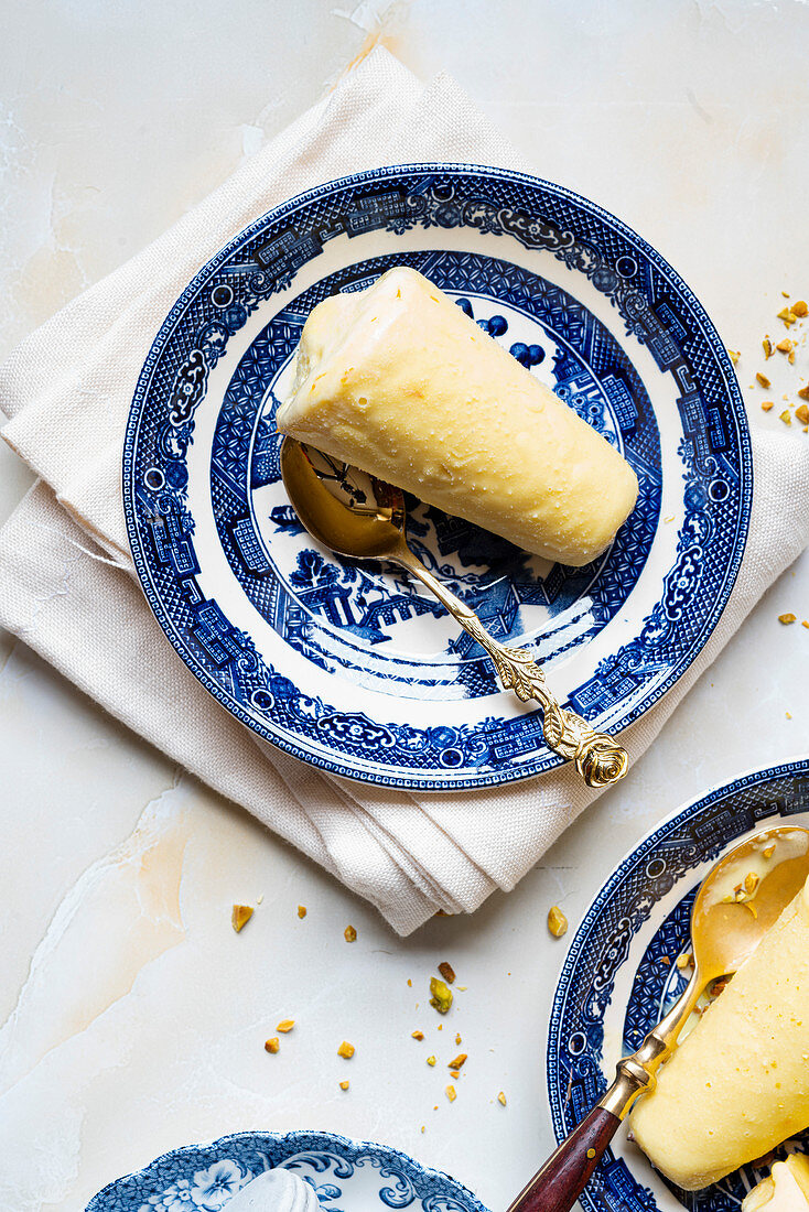 Saffron Pistachio Kulfi - Eggless Indian Ice cream