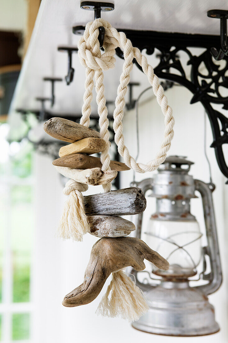 DIY curtain tiebacks made from driftwood