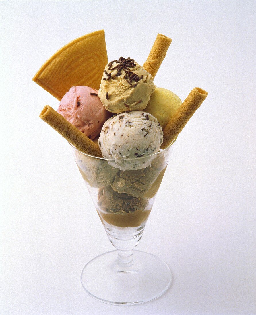 Ice Cream Sundae with Cookies