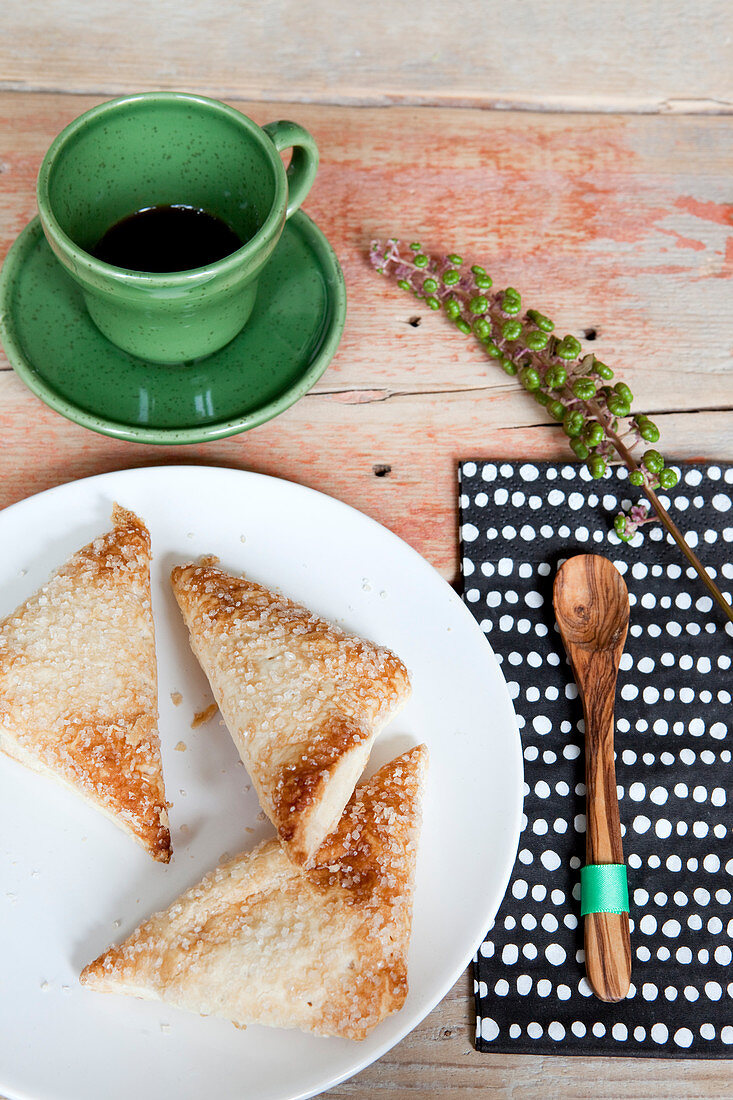 Blätterteigecken zum Kaffee