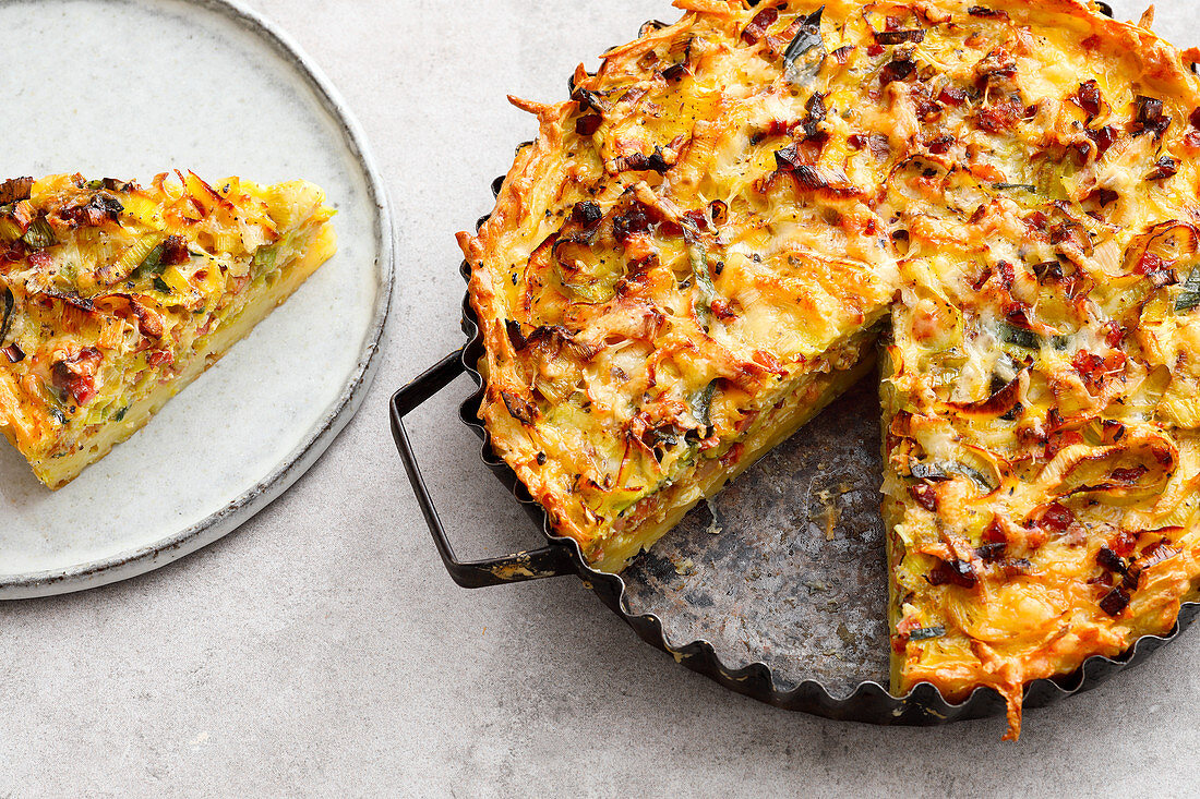 Potato fritter quiche with leek and bacon